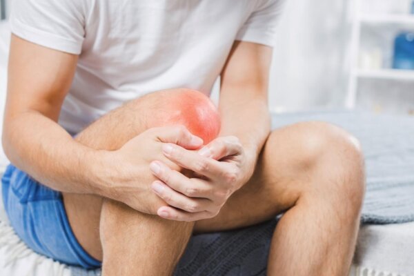 a térd ízületi gyulladása az egész lábat fáj